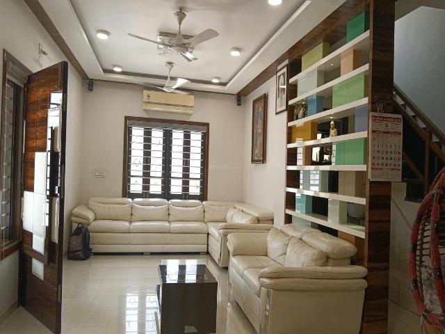4 BHK Independent House in Kotarpur for resale Ahmedabad. The reference number is 11346341