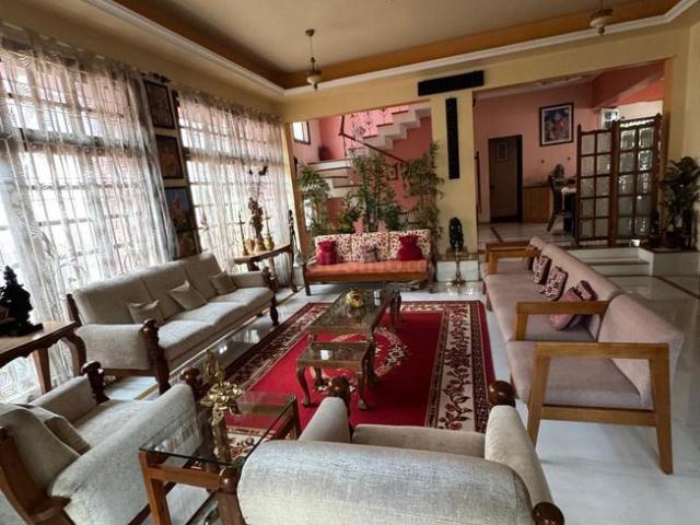 4 BHK Independent House in Kothrud for resale Pune. The reference number is 20581641