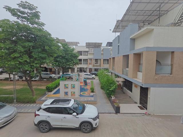 4 BHK Independent House in Kudasan for resale Gandhinagar. The reference number is 20940487
