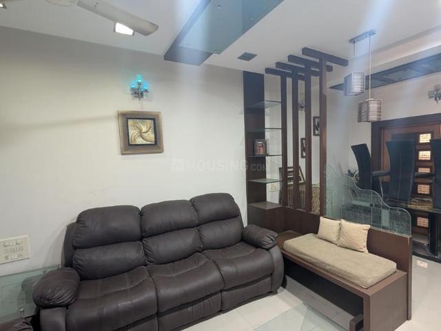 4 BHK Independent House in Maninagar for rent Ahmedabad. The reference number is 19352222