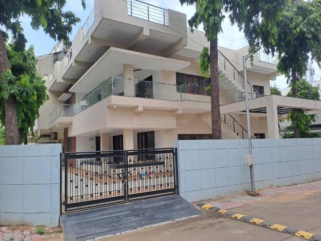 4 BHK Independent House in Maninagar for rent Ahmedabad. The reference number is 20672303