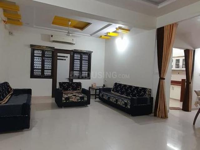 4 BHK Independent House in Maninagar for resale Ahmedabad. The reference number is 20053071
