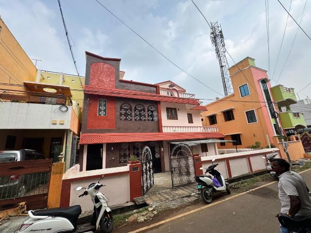 4 BHK Independent House in Madambakkam for resale Chennai. The reference number is 16439044