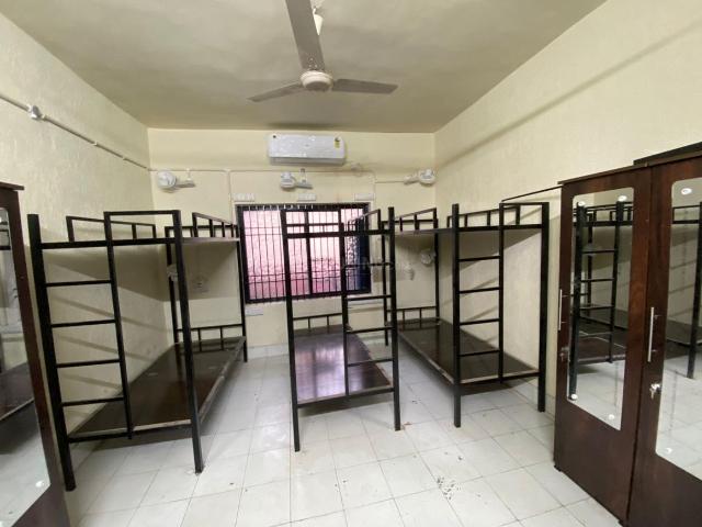 4 BHK Independent House in Malviya Nagar for rent Durg. The reference number is 20004065