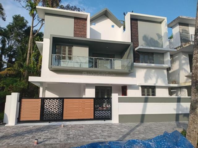 4 BHK Independent House in Maradu for resale Kochi. The reference number is 20944793