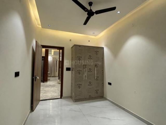 4 BHK Independent House in Meerut Cantt for resale Meerut. The reference number is 20530919