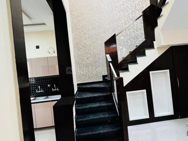 4 BHK Independent House in Mithapur for resale Jalandhar. The reference number is 16729336