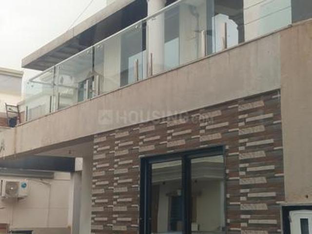 4 BHK Independent House in Motera for rent Ahmedabad. The reference number is 17496394