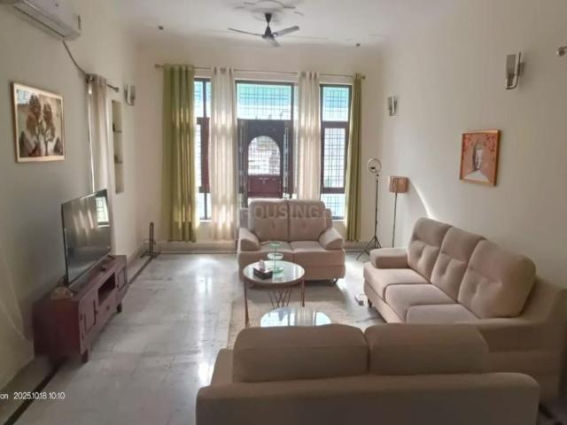 4 BHK Independent House in MU II for resale Greater Noida. The reference number is 20412315