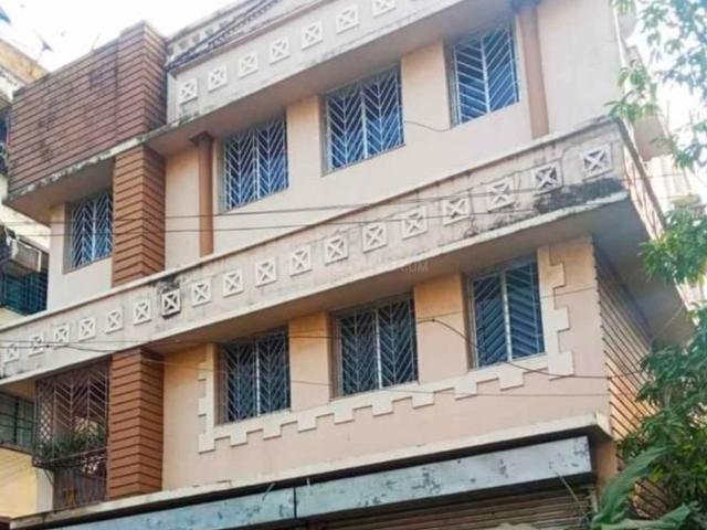4 BHK Independent House in Nampally for resale Hyderabad. The reference number is 13001978
