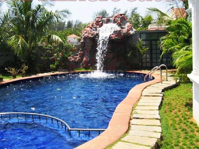 4 BHK Independent House in Neelankarai for resale Chennai. The reference number is 15658992