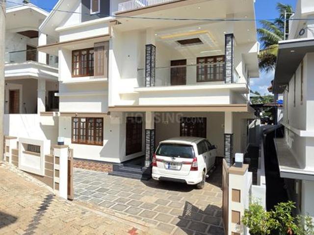 4 BHK Independent House in Pallikkara for resale Kochi. The reference number is 20600259