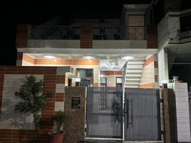 4 BHK Independent House in Passi Nagar for resale Ludhiana. The reference number is 15999624