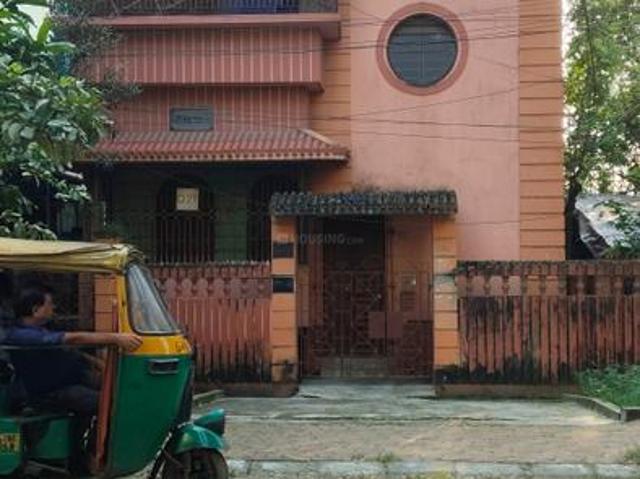 4 BHK Independent House in Patuli for resale Kolkata. The reference number is 18591159