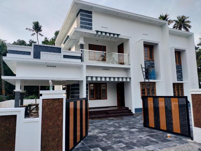 4 BHK Independent House in Perumbavoor for resale Kochi. The reference number is 20459363