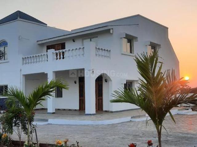 4 BHK Independent House in Pudur for resale Hyderabad. The reference number is 10976404
