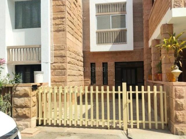4 BHK Independent House in Ratanada for rent Jodhpur. The reference number is 19266408