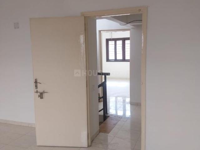 4 BHK Independent House in Science City for rent Ahmedabad. The reference number is 17543900