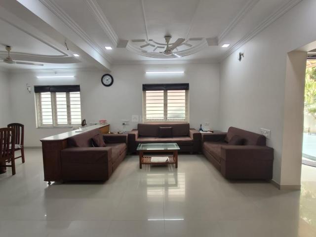 4 BHK Independent House in Science City for resale Ahmedabad. The reference number is 20289680
