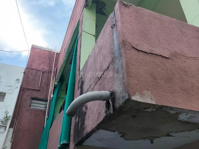 4 BHK Independent House in Sabarmati for resale Ahmedabad. The reference number is 20117413