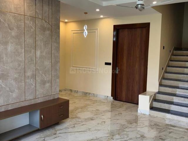4 BHK Independent House in Sahastradhara Road for rent Dehradun. The reference number is 18752657
