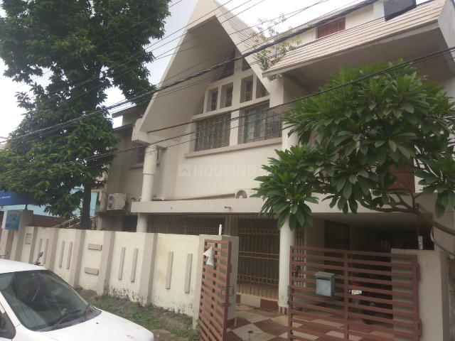 4 BHK Independent House in Saheed Nagar for rent Bhubaneswar. The reference number is 15430812