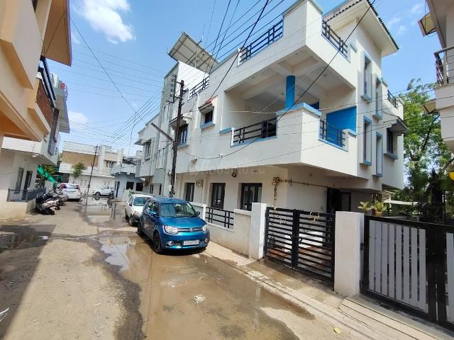 4 BHK Independent House in Saiyed Vasna for rent Vadodara. The reference number is 20359527