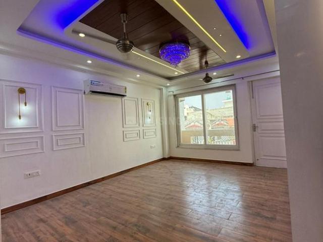 4 BHK Independent House in Saket for rent New Delhi. The reference number is 20438791