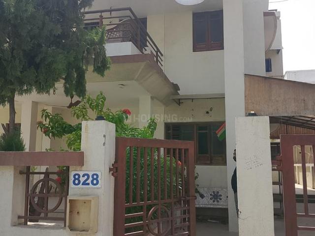4 BHK Independent House in Sargasan for rent Gandhinagar. The reference number is 20623738