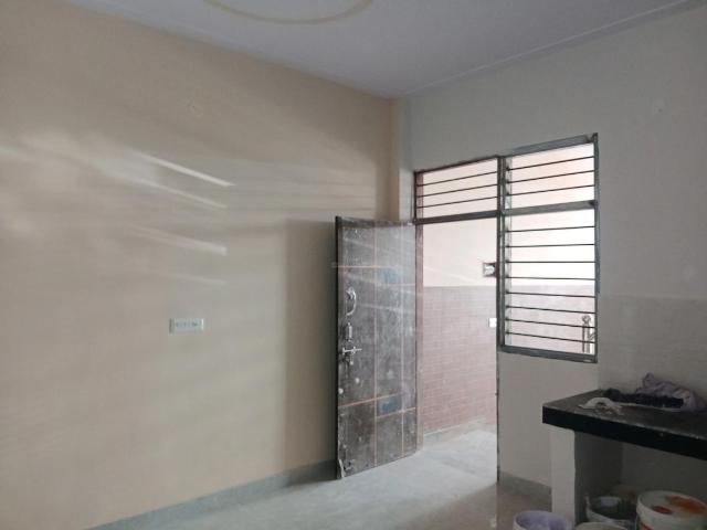4 BHK Independent House in Sector 105 for resale Gurgaon. The reference number is 18214337