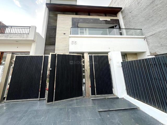 4 BHK Independent House in Sector 118 for resale Sahibzada Ajit Singh Nagar. The reference number is 17080082