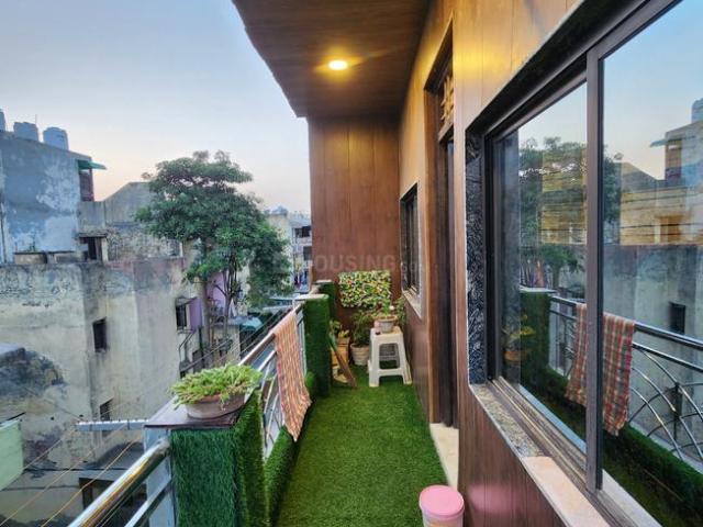 4 BHK Independent House in Sector 15 Rohini for resale North West Delhi. The reference number is 11530370