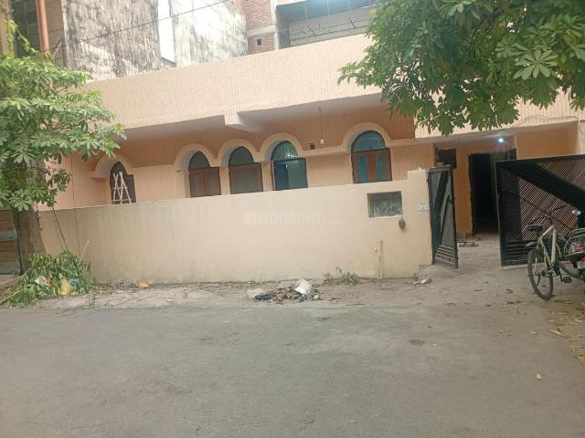 4 BHK Independent House in Sector 26 for rent Noida. The reference number is 20368939