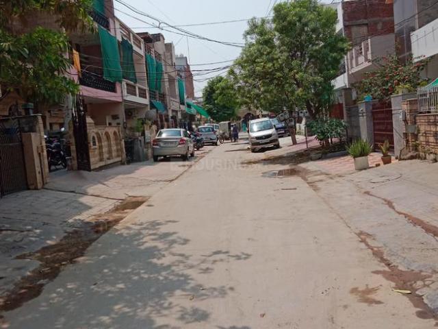 4 BHK Independent House in Sector 28 for resale Faridabad. The reference number is 19781113