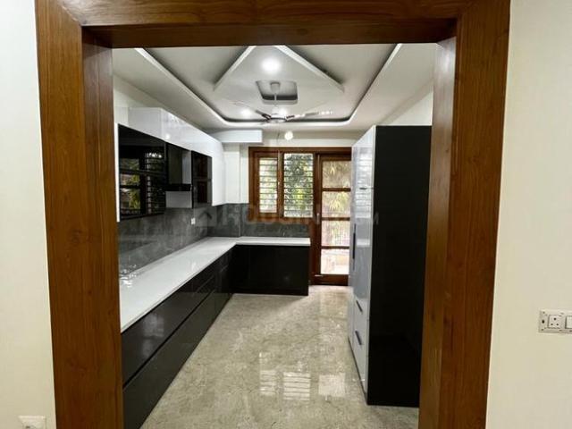 4 BHK Independent House in Sector 28 for resale Faridabad. The reference number is 19079358
