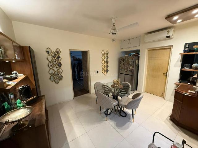 4 BHK Independent House in Sector 37 for resale Noida. The reference number is 20039895