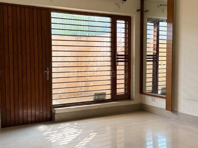 4 BHK Independent House in Sector 47 for rent Noida. The reference number is 19283161