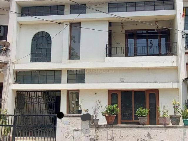 4 BHK Independent House in Sector 53 for resale Mohali. The reference number is 17497819