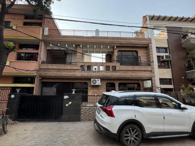 4 BHK Independent House in Sector 59 for resale Mohali. The reference number is 20380003