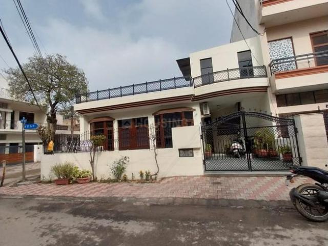 4 BHK Independent House in Sector 65 for resale Mohali. The reference number is 14392426