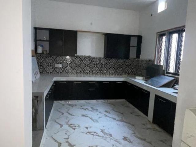 4 BHK Independent House in Sector 92 for rent Noida. The reference number is 13234121