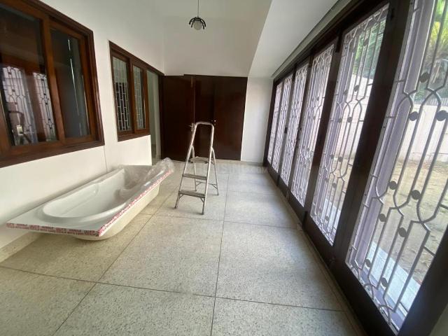 4 BHK Independent House in Shanti Niketan for rent New Delhi. The reference number is 19791047