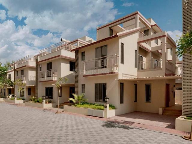 4 BHK Independent House in Shantipura for resale Ahmedabad. The reference number is 20751648