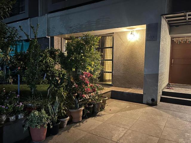 4 BHK Independent House in Shela for rent Ahmedabad. The reference number is 20407085