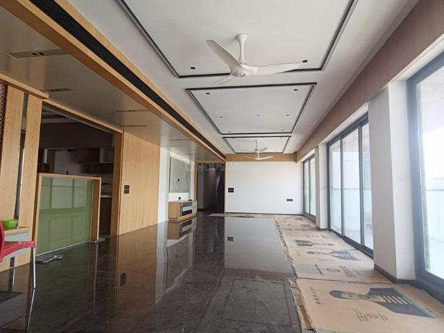4 BHK Penthouse in Bodakdev for resale Ahmedabad. The reference number is 20383842
