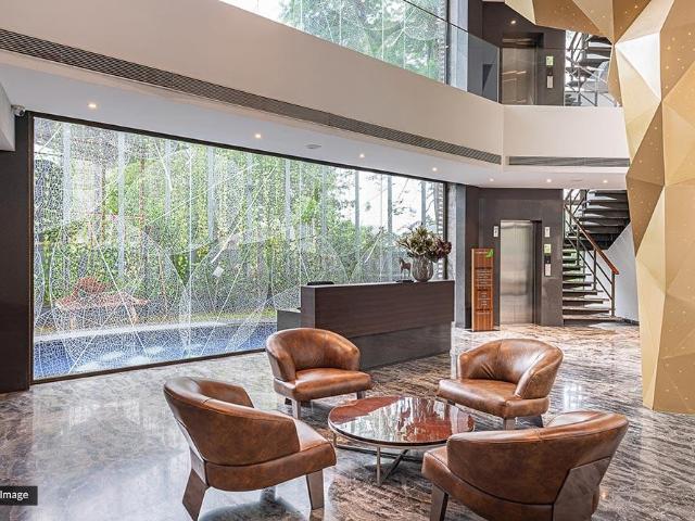 4 BHK Penthouse in Bandra East for resale Mumbai. The reference number is 19566914