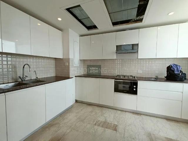 4 BHK Penthouse in Godhavi for resale Ahmedabad. The reference number is 19628813
