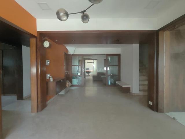 4 BHK Penthouse in Gulbai Tekra for resale Ahmedabad. The reference number is 20298626