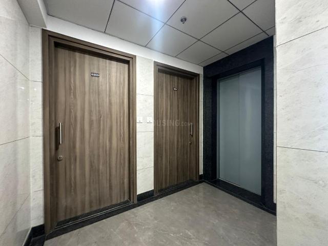 4 BHK Penthouse in Kandivali West for resale Mumbai. The reference number is 20216928