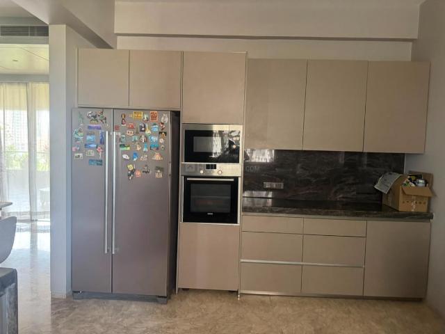 4 BHK Penthouse in Iscon Ambli Road for rent Ahmedabad. The reference number is 20614923